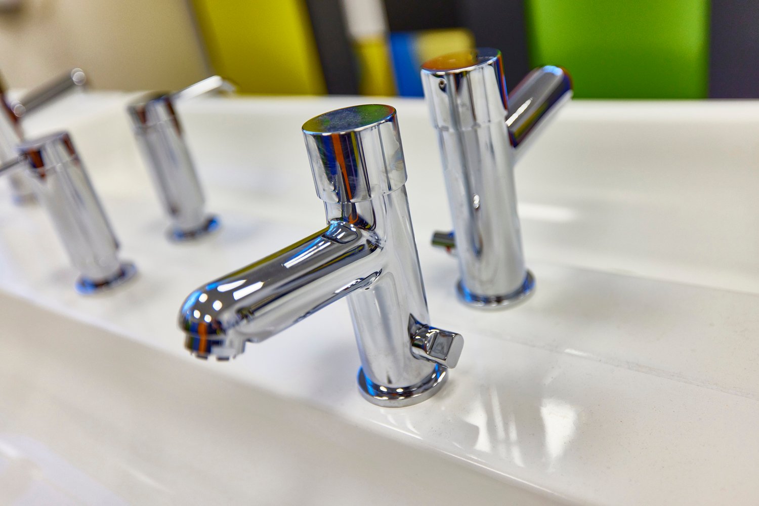 interiors-wensum-school-washrooms (3)