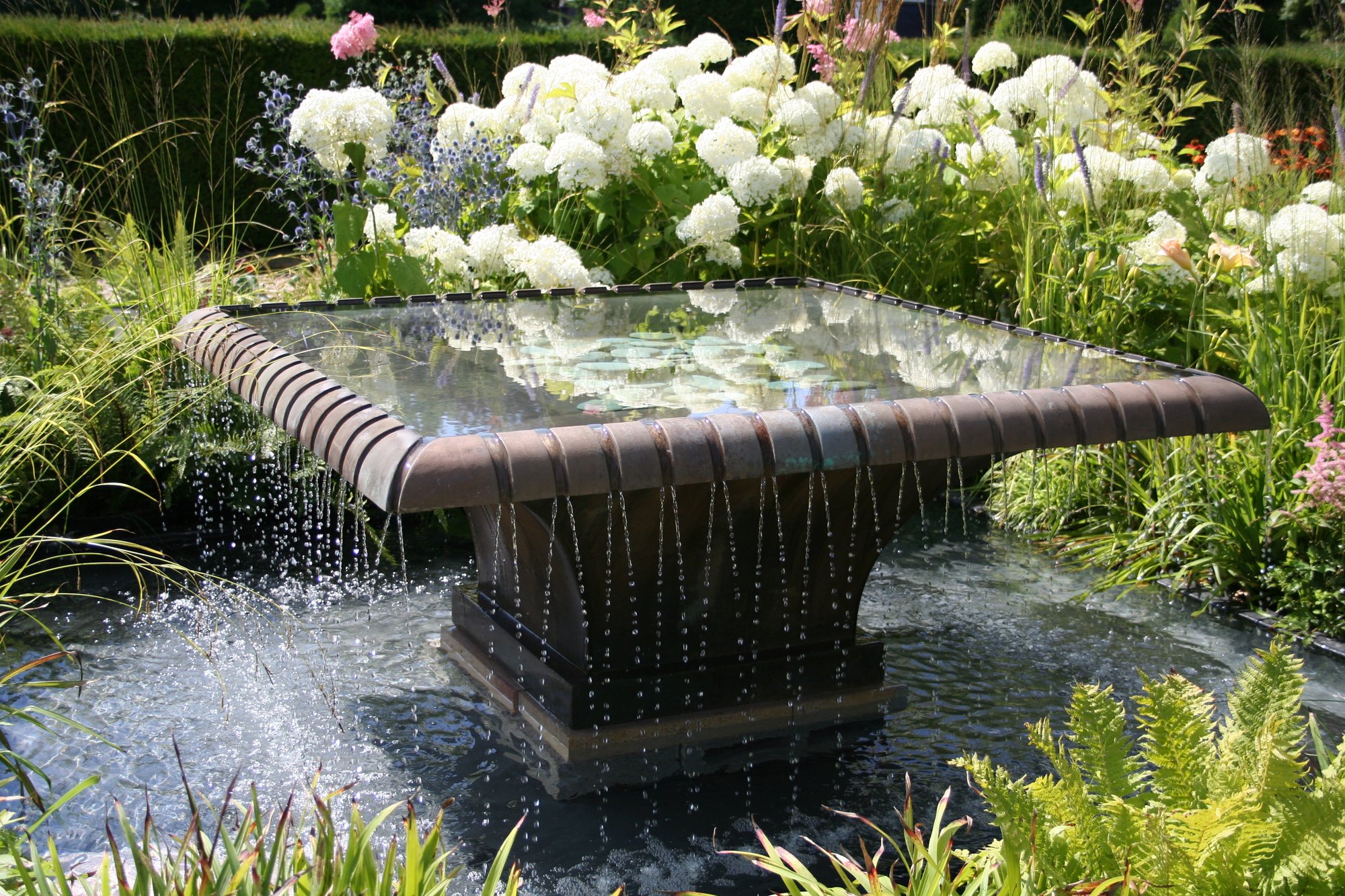 landscaping-water-feature-tableau-1